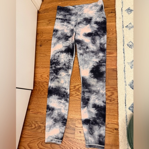 Athleta Elation 7/8 Ice Dye Orchid Pink Tight Size Small Tall - Picture 3 of 10